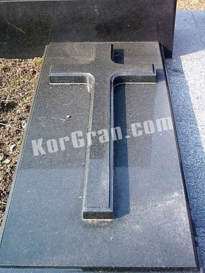 Гранитный крест K_722