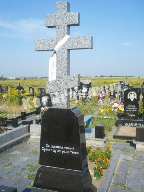 Гранитный крест K_736