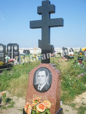 Гранитный крест K_738