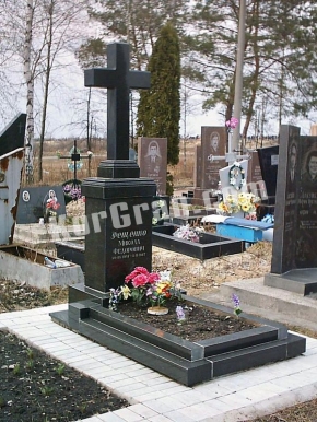 Гранитный крест K_768