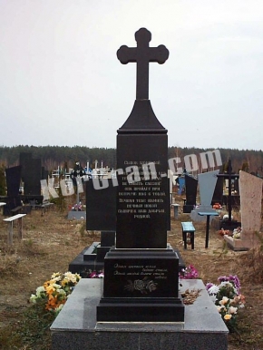 Гранитный крест K_771