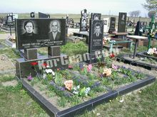 СТ-56: Прямые памятники из габбро - стела на двоих и арка на одного Прямые памятники на двоих и на одного