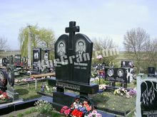СТ-60: Двойной памятник 'Волны и крестик' на высоком постаменте из тумб и кубиков Двойной памятник на высоком постаменте